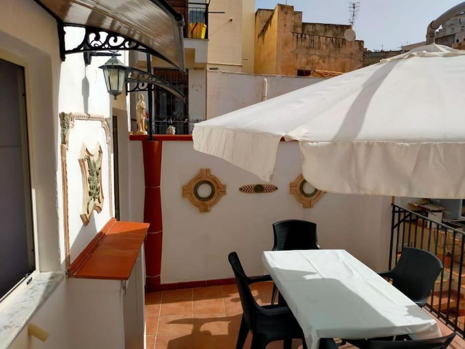 Casa Vacanza "Il Cortiletto" Sciacca Exterior foto