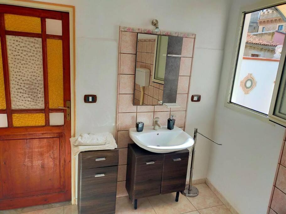 Casa Vacanza "Il Cortiletto" Sciacca Exterior foto