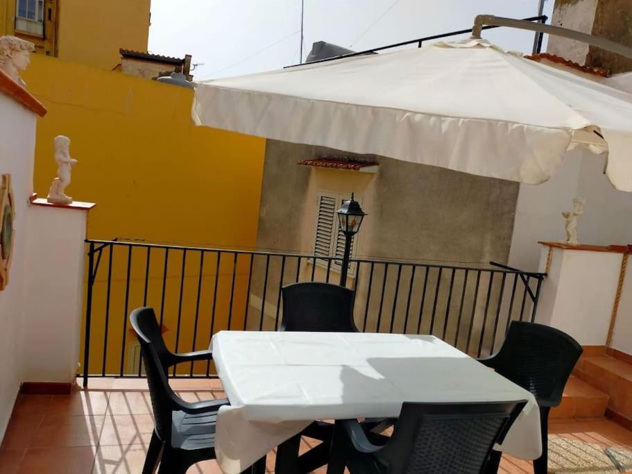 Casa Vacanza "Il Cortiletto" Sciacca Exterior foto
